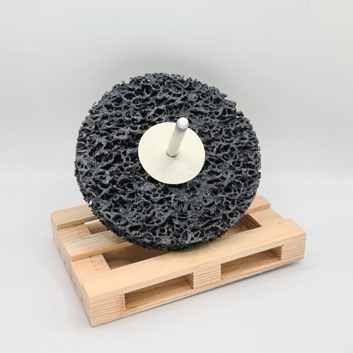 Clean and Strip Wheel - International Abrasives